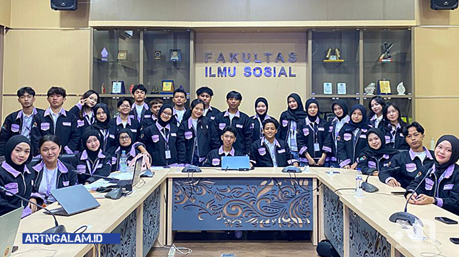 (himapar um-artngalam.id)